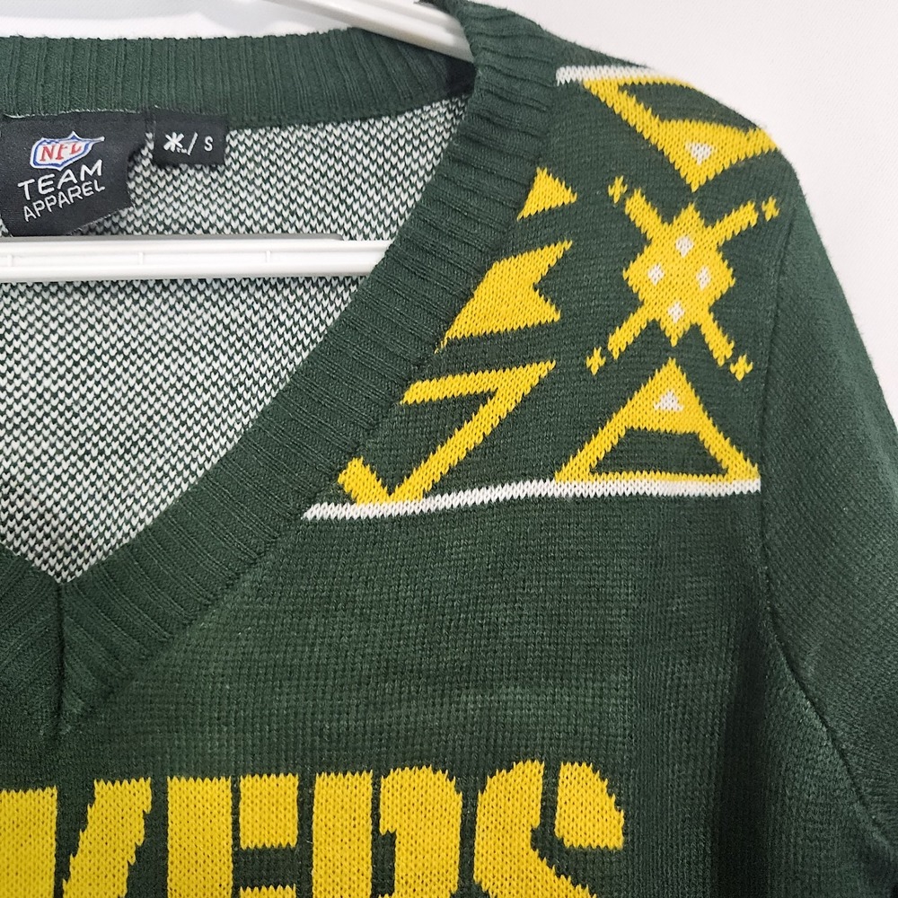NFL Green Bay Packers Sweater Womens S Green Excellent Aaron Rodgers #12 Holiday - Picture 5 of 11